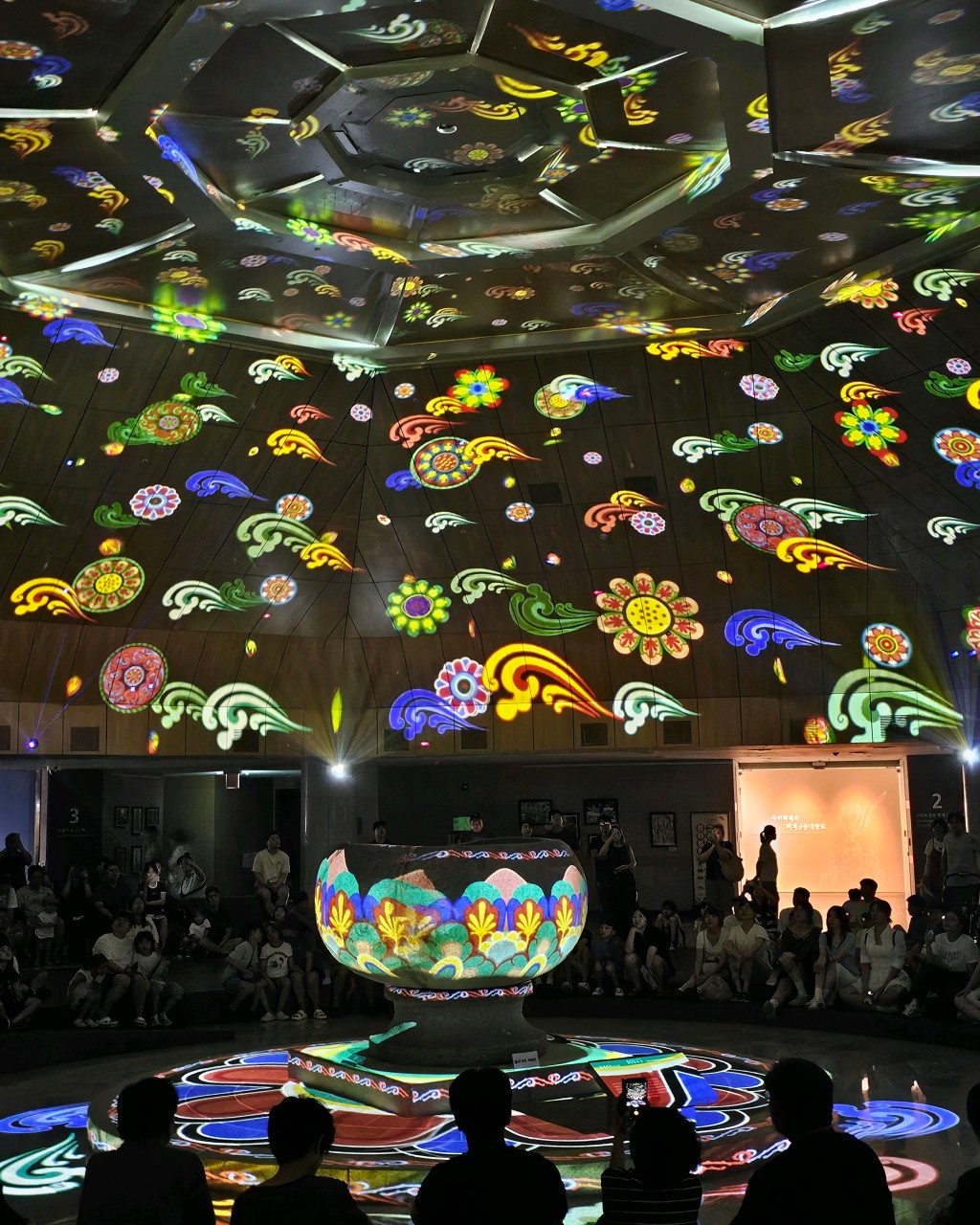 『KPOPガールズ！デーモン・ハンターズ』から隠れた韓国へ：Kカルチャーファン必見の国立博物館5選