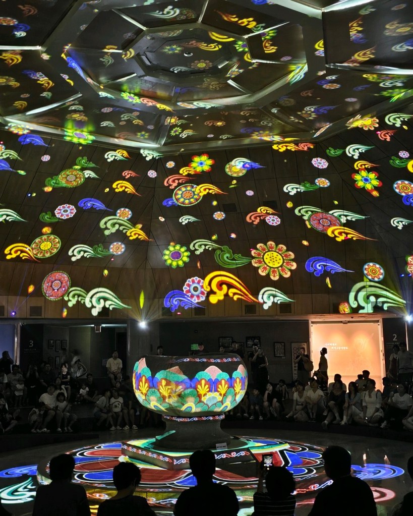 『KPOPガールズ！デーモン・ハンターズ』から隠れた韓国へ：Kカルチャーファン必見の国立博物館5選