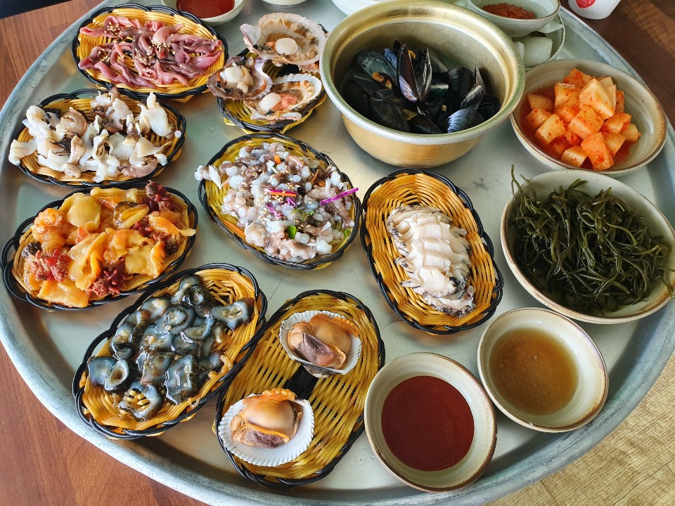 韓国人が愛する済州の名店15選 – 地元の味を堪能しよう（カカオナビ提供データ）