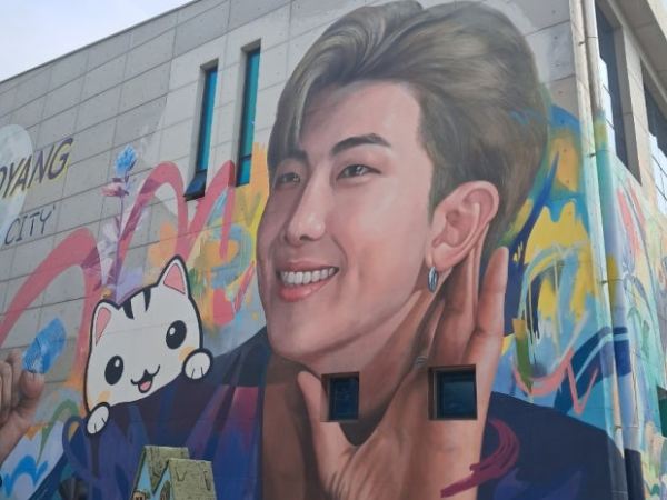 「Purple Map of the show」 – 04. 記念写真&nbsp;観光